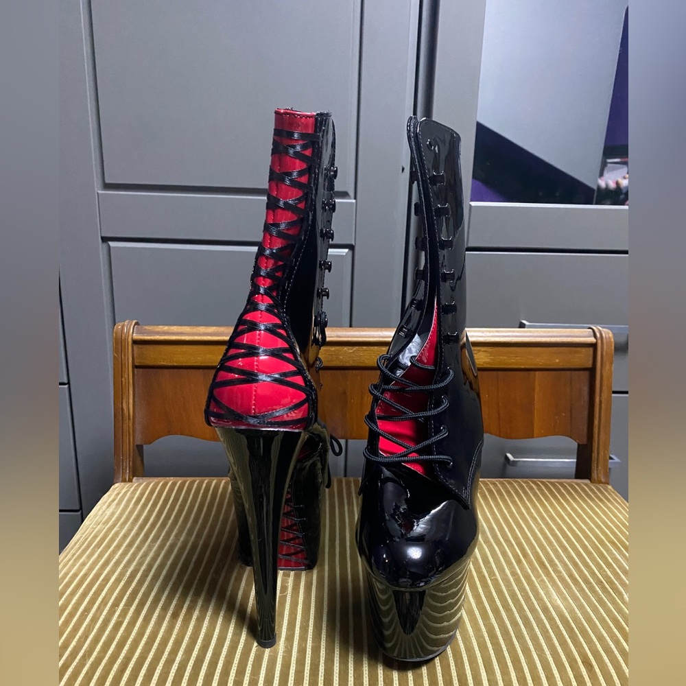 Pleaser adore sexy high heels black and red size 12 new in box.